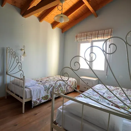 Vakantiehuis Theodora View Zeys Agios Georgios Pagon